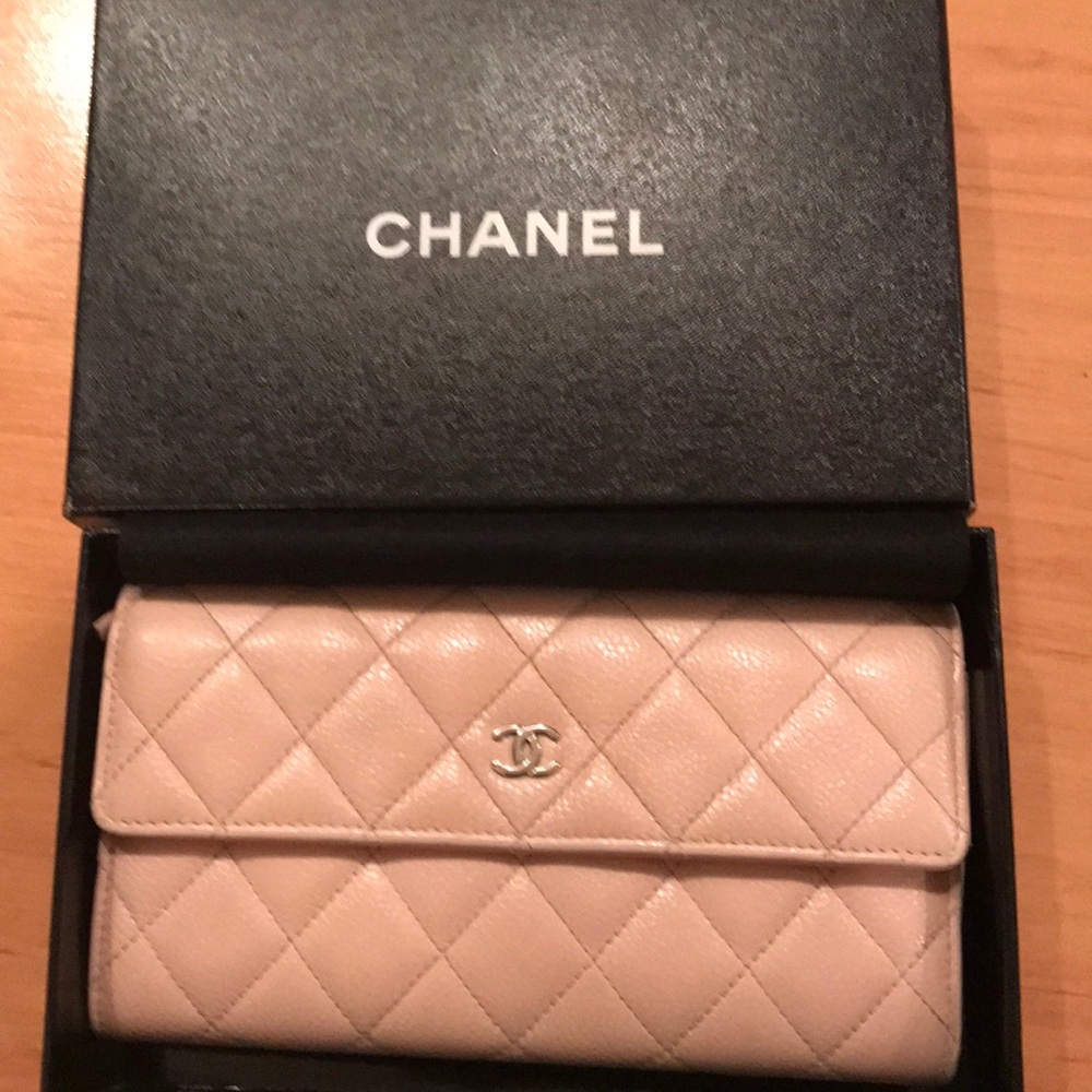 Chanel Folded Long Wallet Caviar Pink